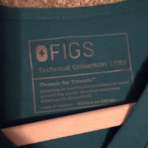 Figs Technical Collection in Deep Teal - Picture 2 of 4